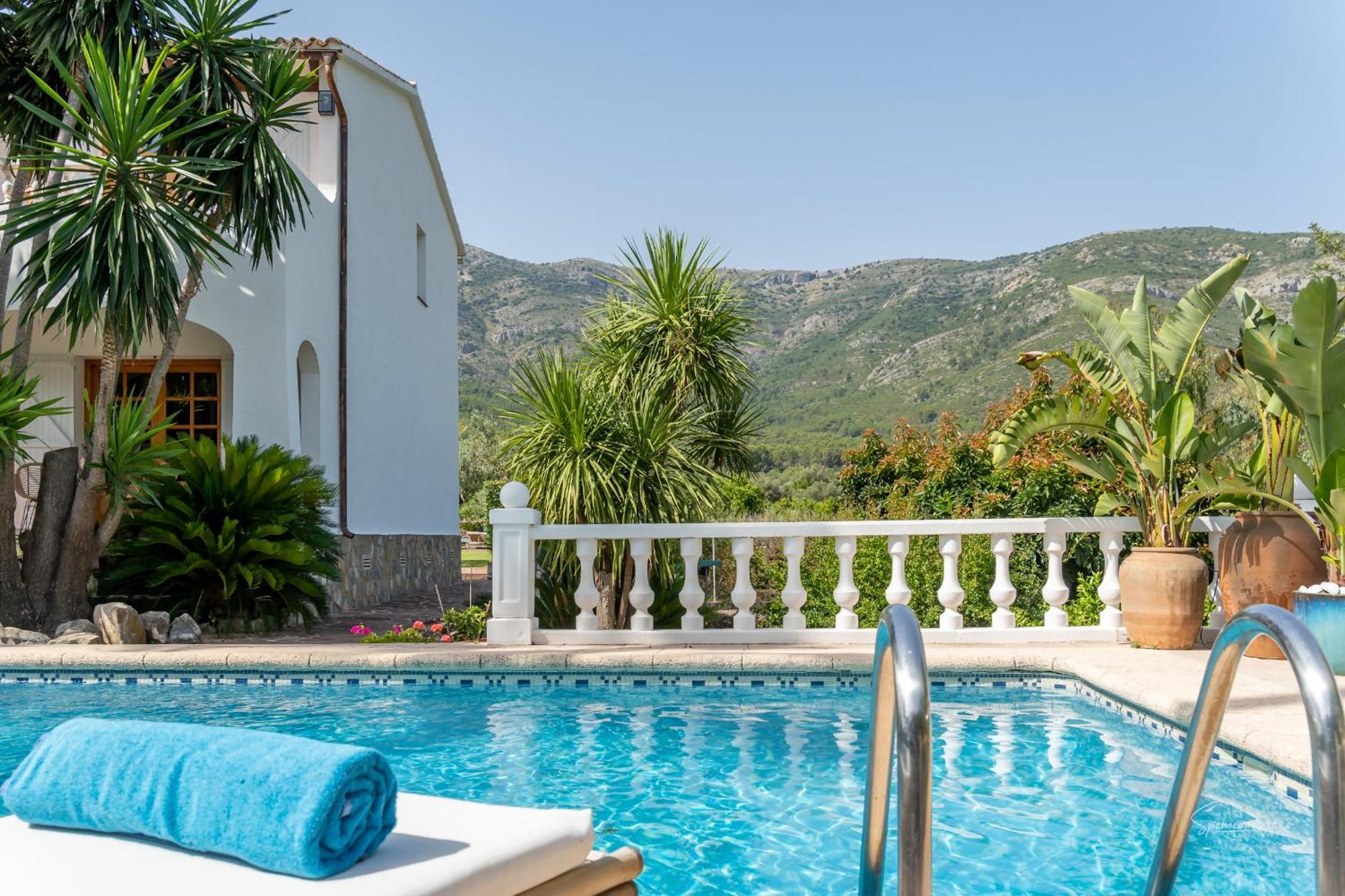 Villa Enri Villa Y Casita Con Piscina Y Jacuzzi Parcent エクステリア 写真