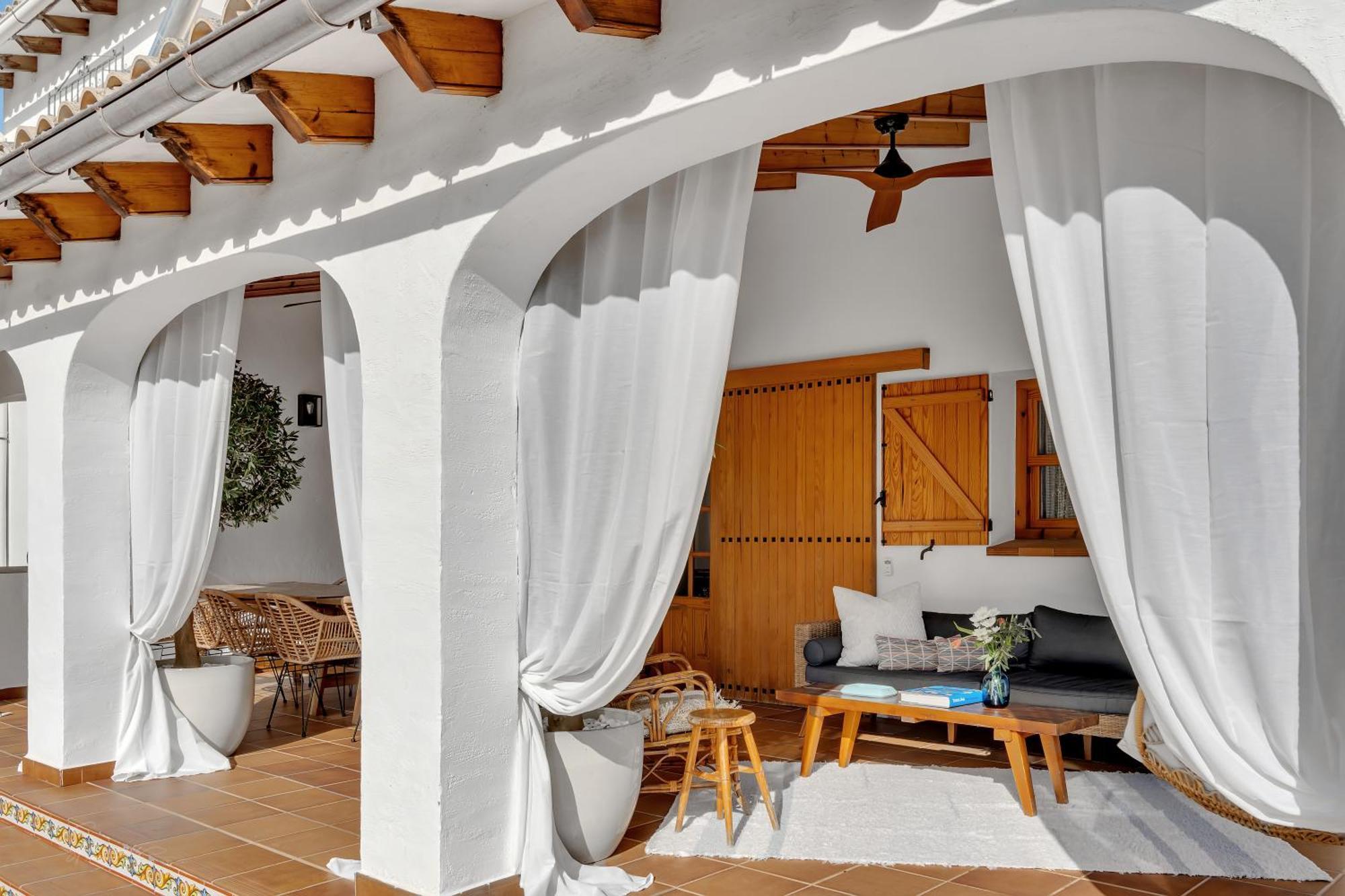 Villa Enri Villa Y Casita Con Piscina Y Jacuzzi Parcent エクステリア 写真